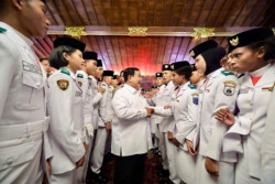 Prabowo Apresiasi Paskibraka HUT ke-81 RI di Istana Merdeka