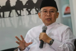 Profil Gus Rozin Bangun BPRS untuk UMKM di Sekitar Pesantren