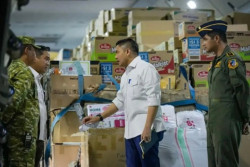 Tiga Pesawat TNI AU Bawa 31 Ton Bantuan untuk Korban Gempa NTT