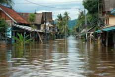 Banjir Bandang Nepal-Tibet Tewaskan 18 Orang, 384 Pelancong Hilang