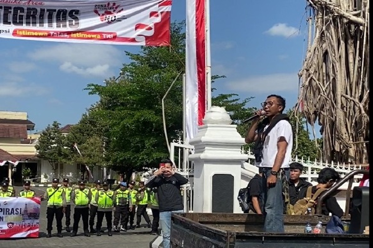 Gelar Aksi di Malioboro, Mahasiswa Jogja Desak RUU Perampasan Aset Disahkan