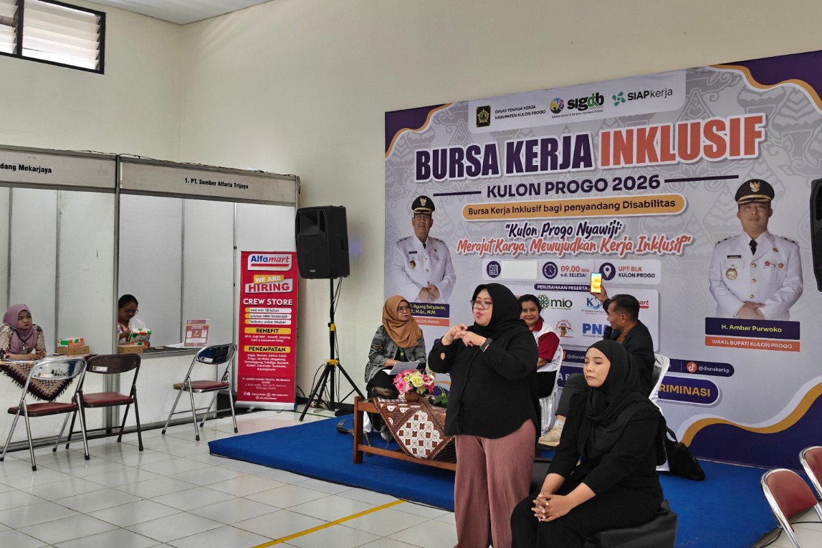 Kisah Riski dan Arif Berburu Kerja di Job Fair Disabilitas