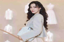 Lingling Kwong Dinobatkan Wanita Tercantik Dunia 2026, Ini Profil dan Kariernya