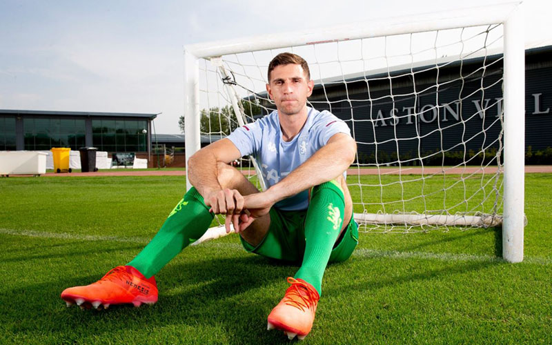 Chelsea Resmi Datangkan Emiliano Martinez, Segini Nilai Transfernya