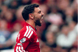 Hasil Liga Inggris: Man United Mengamuk, Chelsea Tembus 3 Besar