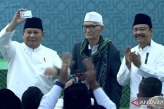Prabowo Akhirnya Terima Kartu Anggota NU di Muktamar ke-35