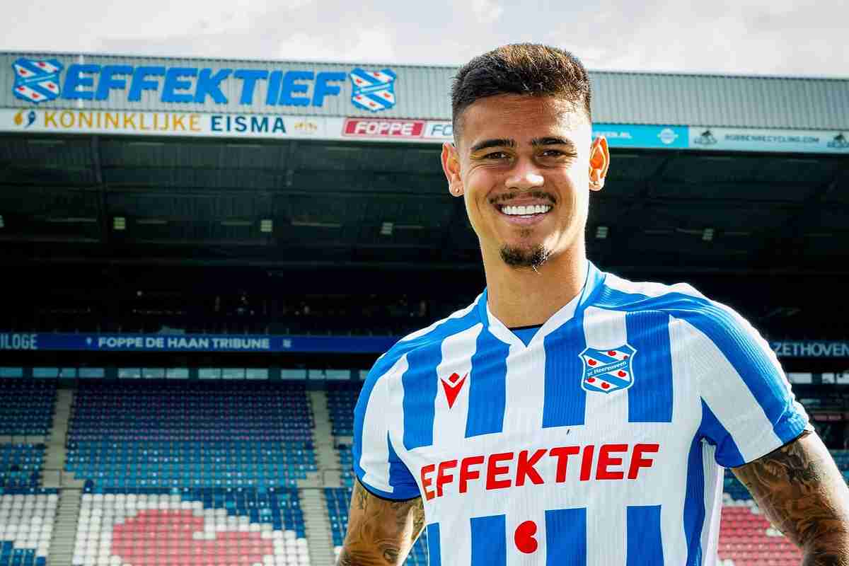 Mees Hilgers Resmi ke Heerenveen, Akhiri Masa Sulit di Twente