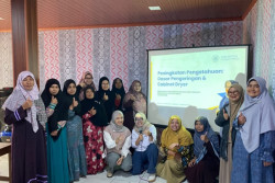 Dosen UGM Dampingi Petani Kaliangkrik Olah Sayuran Kering dengan Cabinet Dryer