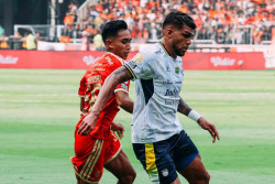Persija Jakarta Kalahkan Persib 2-1, Ivan Mamut Jadi Pahlawan