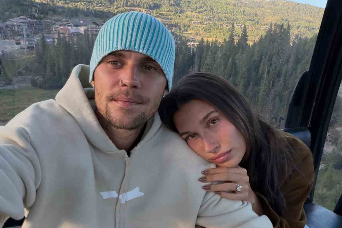 8 Tahun Menikah, Justin Bieber Tulis Pesan Romantis untuk Hailey