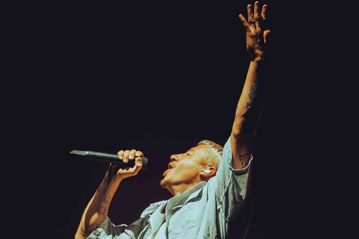 Macklemore Dikeluarkan dari Tur Ed Sheeran Gegara Bela Palestina