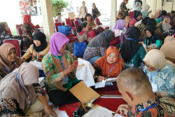100 Difabel Belajar Membatik, Jogja Bidik Sentra Batik Indonesia
