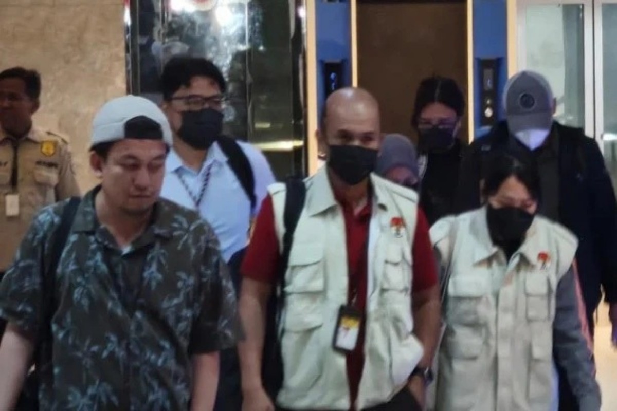 Kasus Mafia Tanah ATR BPN, Penyidik KPK Angkut Tiga Koper Dokumen
