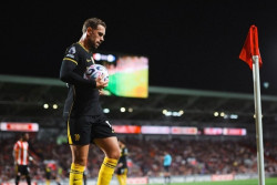 Brentford Hajar Chelsea 3-0, The Bees Naik ke Posisi 3
