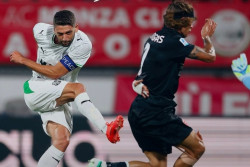 Monza Raih Kemenangan Perdana, Sassuolo Ditaklukkan 2-1