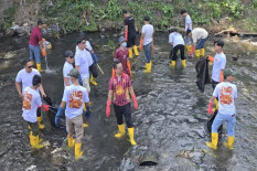 Tidar DIY Bersihkan Kali dan Bagikan Sembako untuk Warga Bantaran