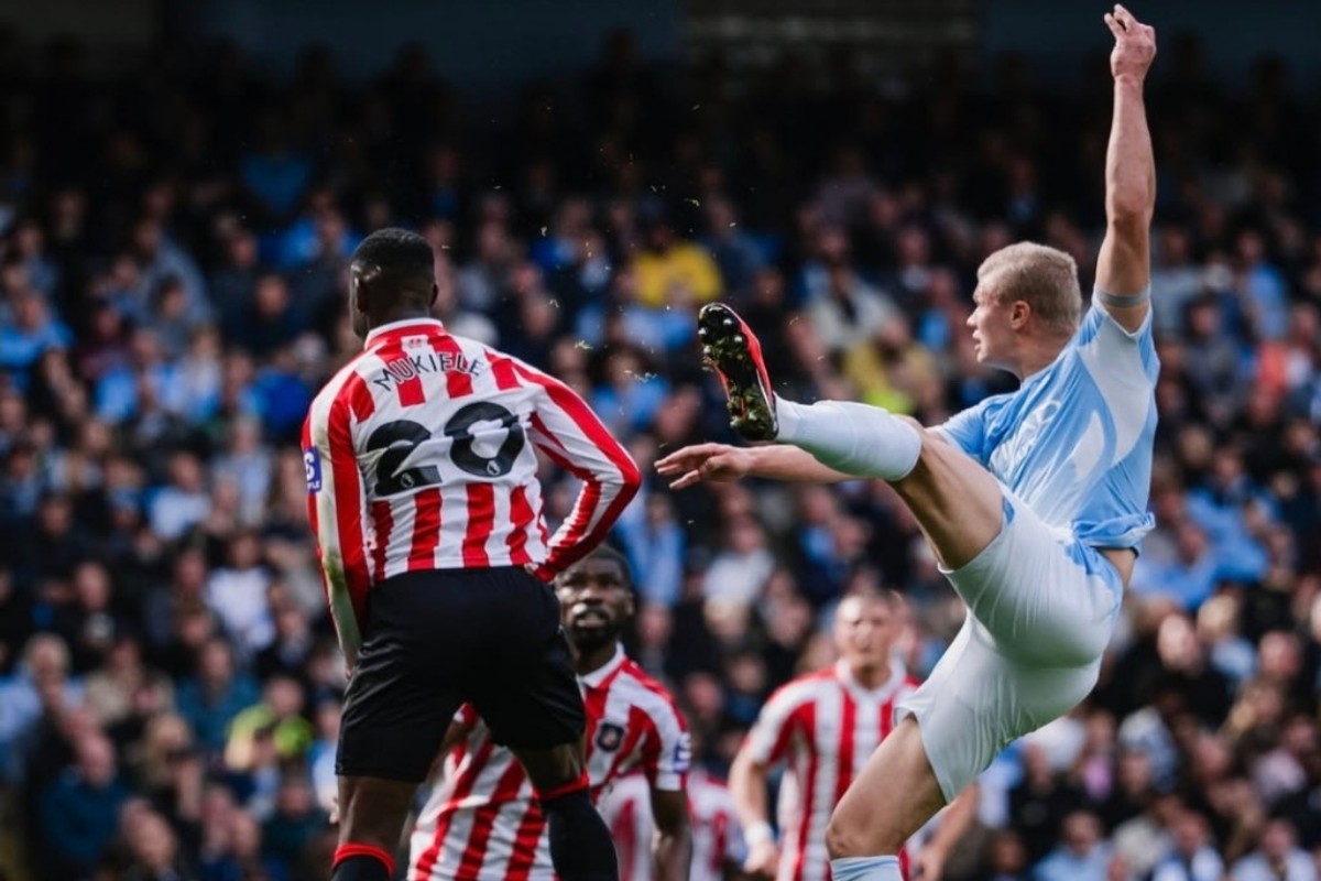 Manchester City Menang 5-3 atas Sunderland, Brobbey Hattrick