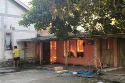 Kebakaran Rumah di Sragen, Uang Rp50 Juta Ikut Hangus
