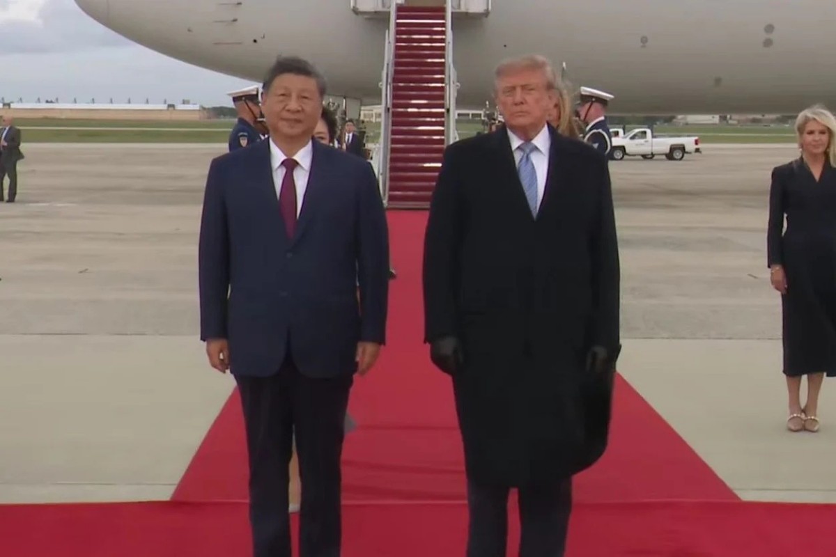 Trump Sambut Langsung Xi Jinping di Bandara AS