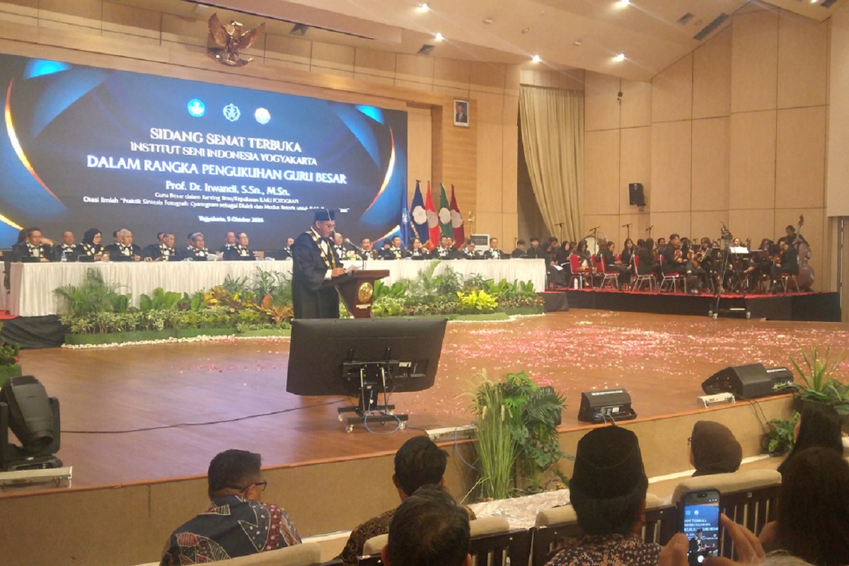 Irwandi Jadi Dosen Pertama ISI Jogja Raih Guru Besar Lewat Jalur Karya Seni
