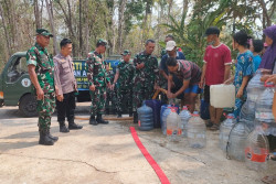Sumur Warga Mengering, Gading Playen Mulai Dapat Bantuan Air