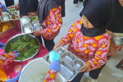 MBG Prasmanan di Sleman Libatkan Siswa Jadi Pelayan