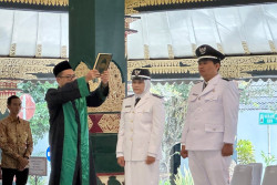 Usai Dilantik, Lurah di Sleman Ini Janji Kembalikan Gaji dan Pelungguh untuk Warga