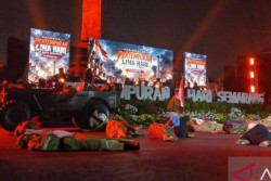 Pertempuran 5 Hari Semarang Dikenang Lewat Teater di Tugu Muda