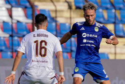 PSIM Kembali Kebobolan di Babak Kedua, Van Gastel Kian Tertekan