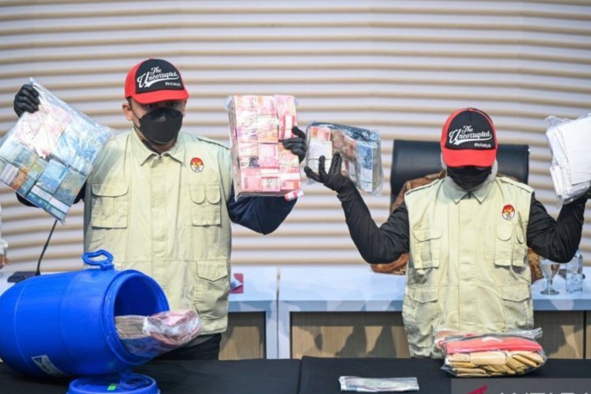 Kepala BPK Jateng Gunakan Kode AMIDIS untuk Minta Jatah Rp400 Juta ke Bupati Klaten