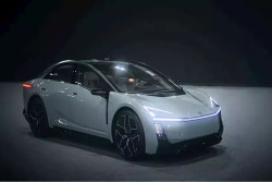 Toyota Corolla Terbaru Siap Diproduksi 2028, Ada Versi EV