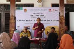 Pentingnya Literasi untuk Membaca Fenomena dan Menangkap Peluang Pasar