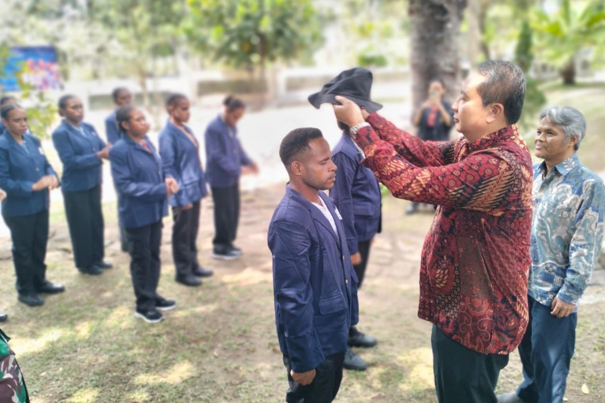 Agrinas Beri Beasiswa untuk Anak Muda Papua, Disiapkan Jadi Tenaga Perkebunan Sawit