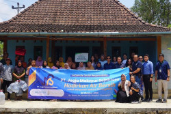 PT Jogja Makmur Sejahtera Salurkan Bantuan 32 Tangki Air untuk Warga Gunungkidul