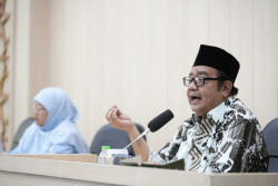 Kemendikdasmen Siapkan Kuota S1 untuk 150.000 Guru
