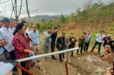 Pupuk Indonesia Bangun Sumur Bor untuk 93 Petani di Mertelu