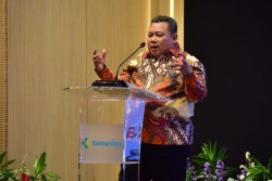 Jenazah Fathan Subchi Diperkirakan Tiba di Jakarta Senin