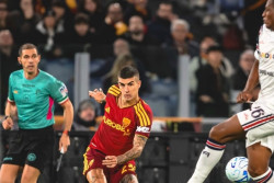 AS Roma Tekuk Cagliari 4-2, Naik ke Posisi Ketiga