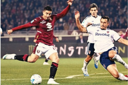 Como Tekuk Torino 3-1, Nico Paz Bawa Tim Naik ke Posisi Keempat