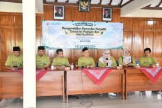 UGM Bekali Petani Wonosari Cara Atasi Hama dan Penyakit Tanaman