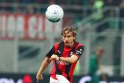 Modric Akui AC Milan Layak Kalah 2-4 dari Bologna