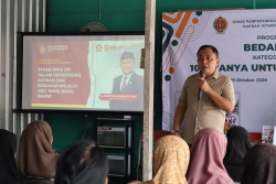 Lewat Buku, Warga Didorong  Kritisi Kebijakan Dewan