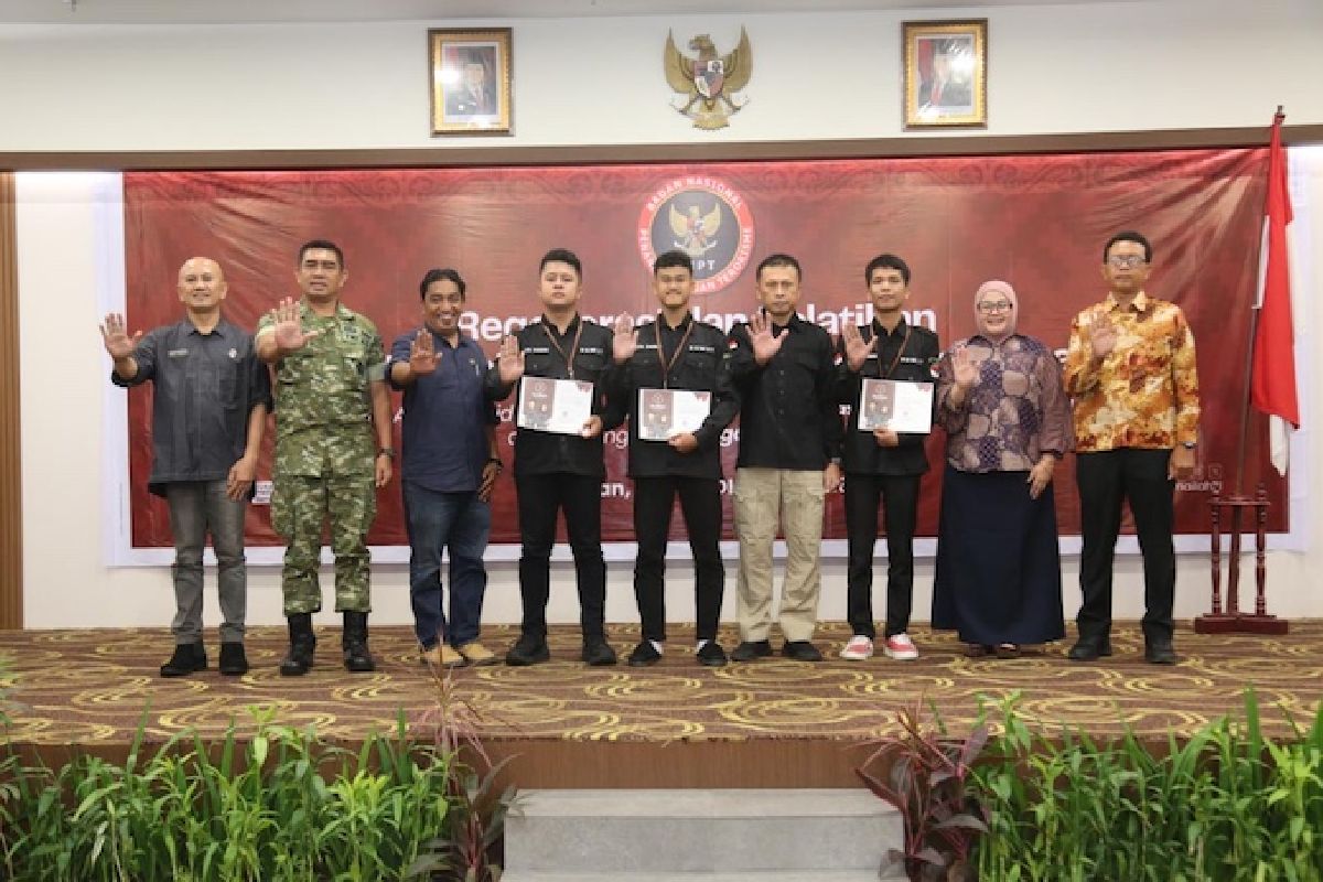 BNPT Kukuhkan 50 Duta Damai, Generasi Muda Sumut Dibekali Keterampilan Digital