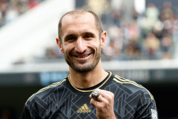 Giorgio Chiellini Sebut Balotelli dan Felipe Melo Pemain Terburuk