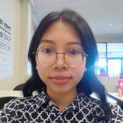 Stefani Yulindriani Ria S. R