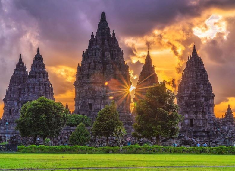 Candi Prambanan