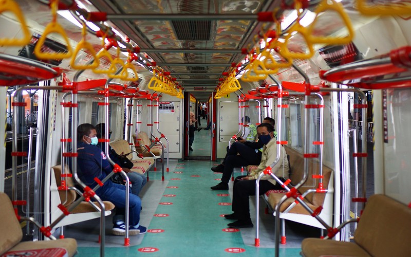 Interior KRL Jogja-Solo. (Foto : Harian Jogja-Herlambang Jati Kusumo)