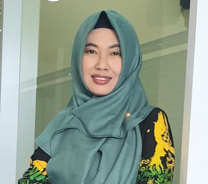 Profesor Dyah Mutiarin.