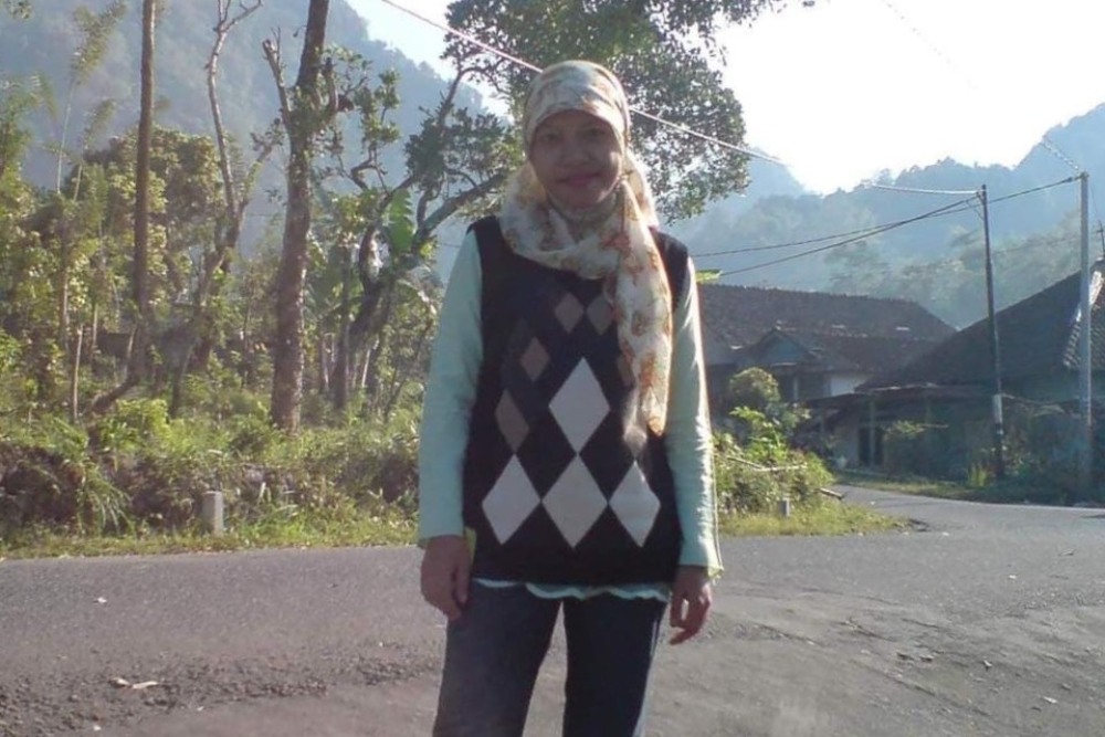 Sebagai ibu tunggal, Ely Masfufah memanfaatkan Tokopedia Affiliate untuk mendapatkan penghasilan tambahan agar bisa menghidupi kedua anaknya hingga membuka warung. (IST)