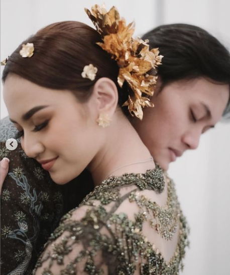 Tunangan Mahalini
